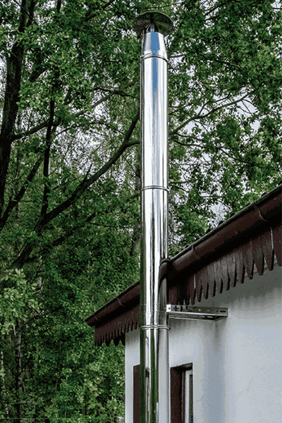 Schornstein mit Innendurchmesser 130 mm und Regenhaube